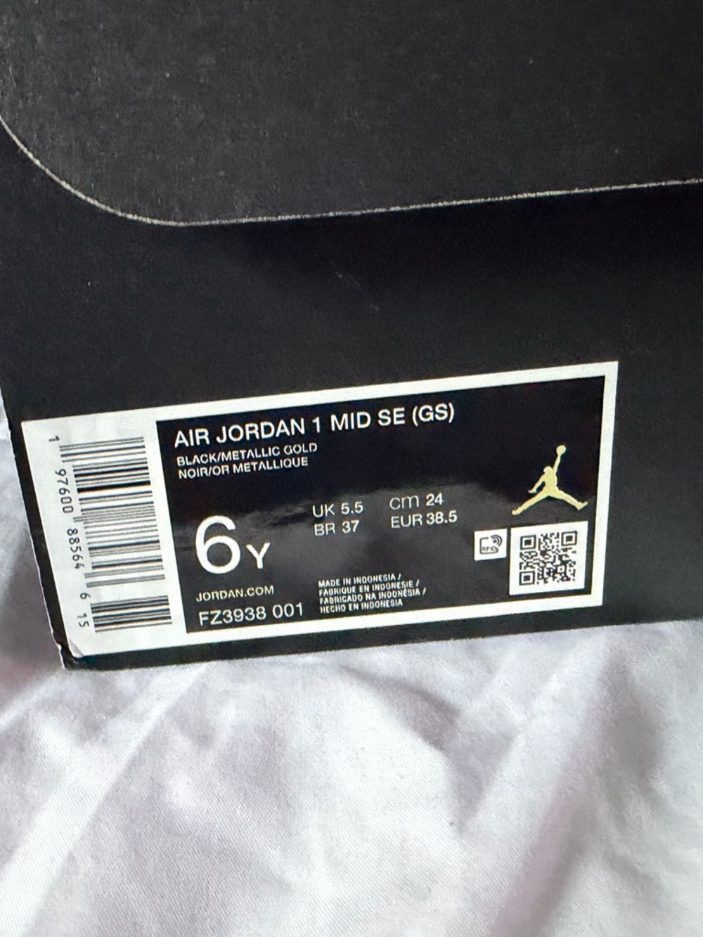 Nike Air Jordan 1 Mid Black & Metallic Silver Patent Sneakers youth size 6 - Picture 4 of 4